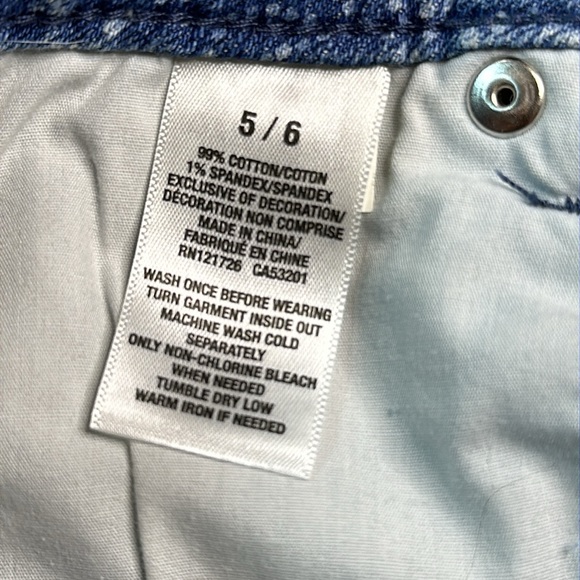 Aeropostale Shorty Size 5/6 Side Slit Denim Stenciled Cutoffs - Picture 11 of 13